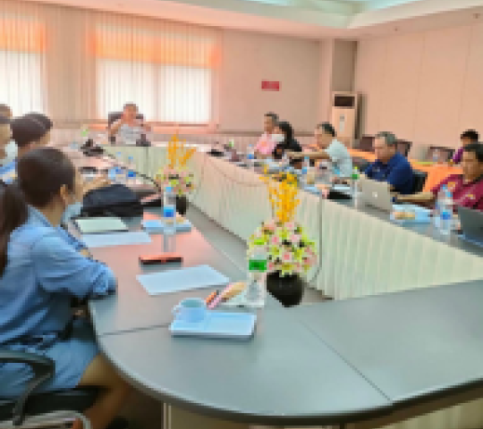 ประชุมคณะกรรมการสถานศึกษา